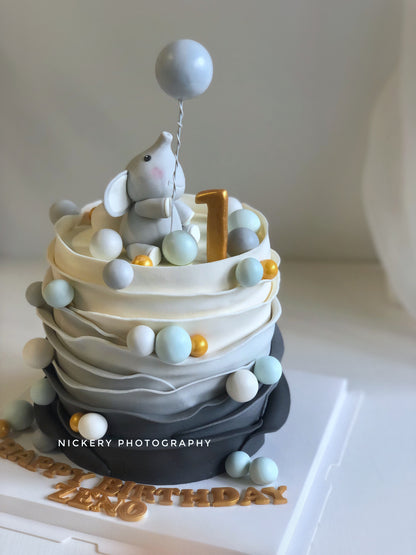 漸層小象蛋糕/Ruffle cake with Elephant 🐘