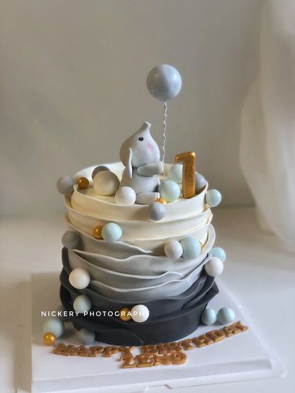 漸層小象蛋糕/Ruffle cake with Elephant 🐘