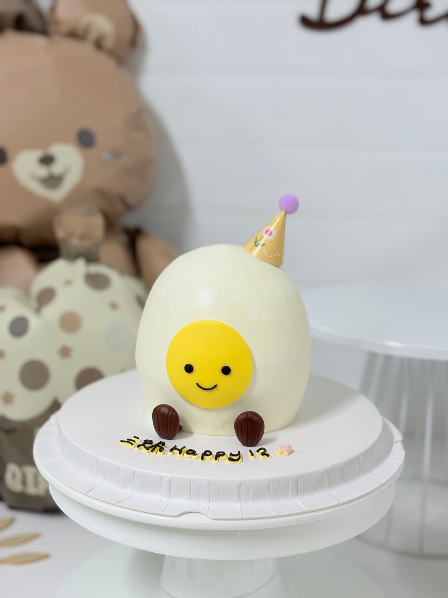 Boiled Egg(請WhatsApp 查詢檔期）